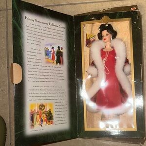 BN NRFB HOLIDAY VOYAGE SPECIAL EDITION BARBIE COLLECTOR SERIES (THE BOX IS DAMAG